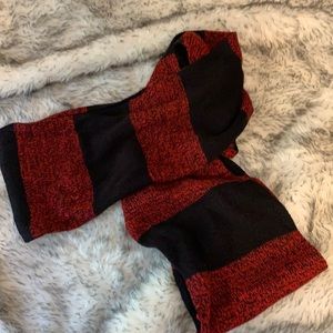 Red/black Infinite scarf